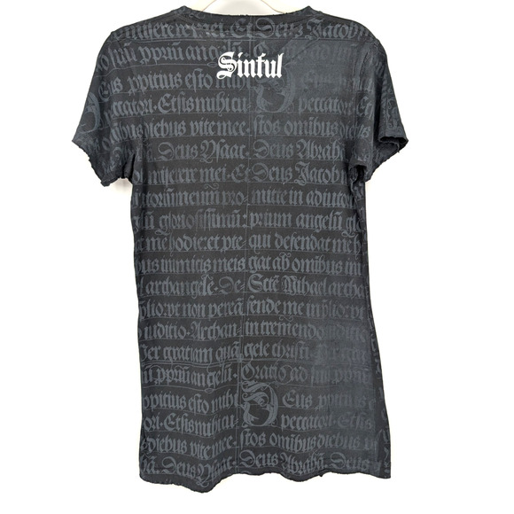 VTG Y2K Sinful Affliction Womens Black Graphic Print Rock Gothic Bling Crest Tee - Picture 6 of 8